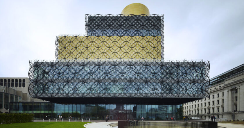 Birmingham’s Architectural Marvels: Exploring the City’s Diverse Landmarks
