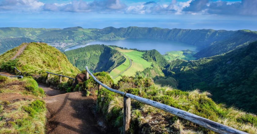 Portugal on Foot: The Best Hiking Trails and Nature Walks