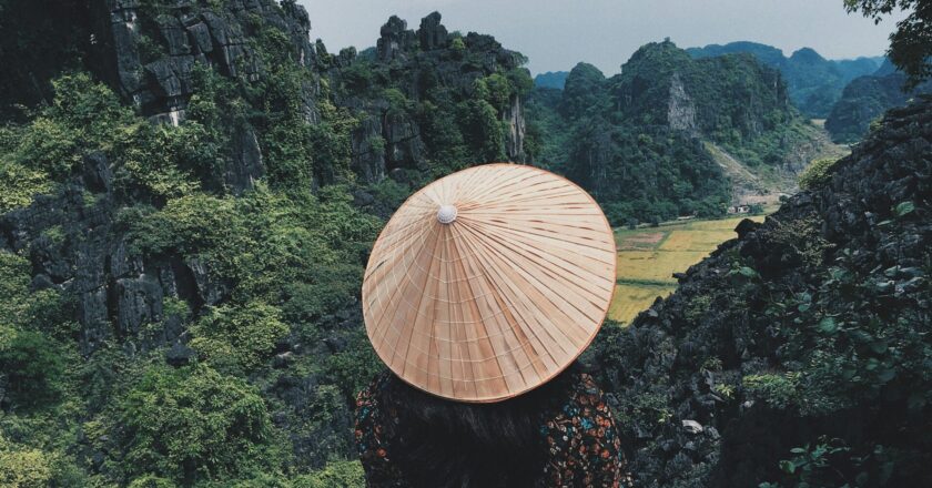 Exploring Vietnam’s Natural Wonders: From Ha Long Bay to the Mekong Delta